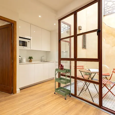 Encantador A Un Paso De La Catedral Apartamento